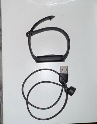 Xiaomi Mi Smart Band 4 + cargador