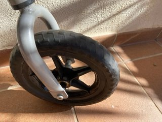 Bicicleta de equilibrio infantil