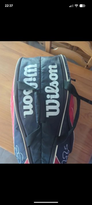 Raquetero Wilson Negro y Rojo
