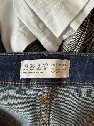 Pantalón vaquero campana azul marino