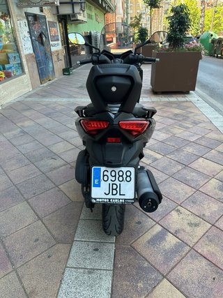 Yamaha XMAX 250 Maxi Scooter Negra
