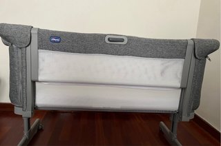 Culla Chicco Next2Me Magic EVO adiacente