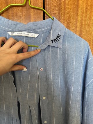 Camisa Zara rayas azules y blancas