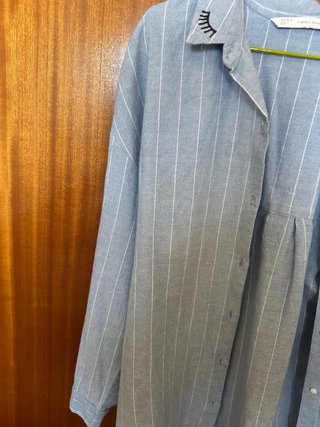 Camisa Zara rayas azules y blancas