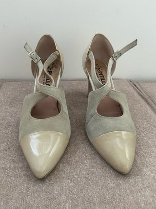 Zapatos de tacón Pitillos beige