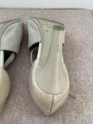 Zapatos de tacón Pitillos beige