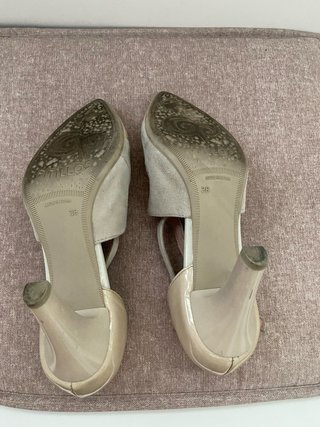 Zapatos de tacón Pitillos beige