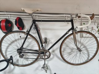Bicicleta vintage restaurada decoración