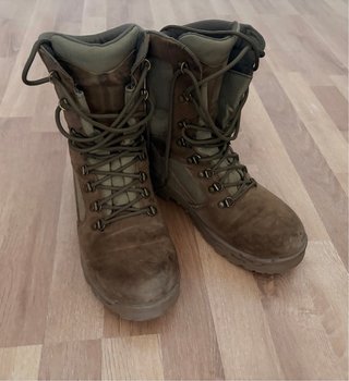 Botas de caña alta Airsoft. Talla 43. 3 unidades.
