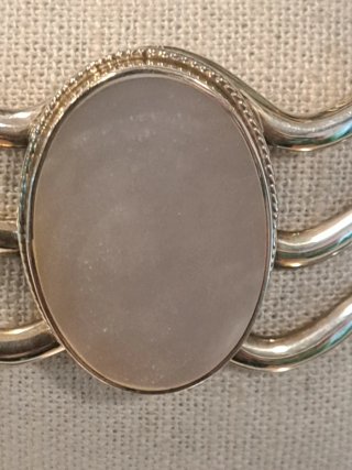 Pulsera Brazalete de plata y nacar blanco