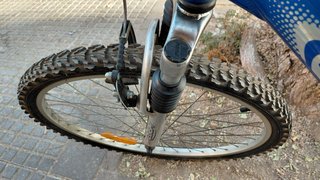 2 Bicicletas de Montaña Azul y Rojo