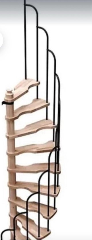 Partes de Escalera de Madera