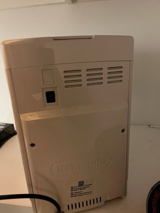 Cafetera Delonghi Dinamica Blanca