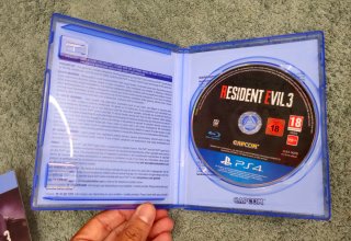 Resident Evil 3 Lenticular Edition PS4