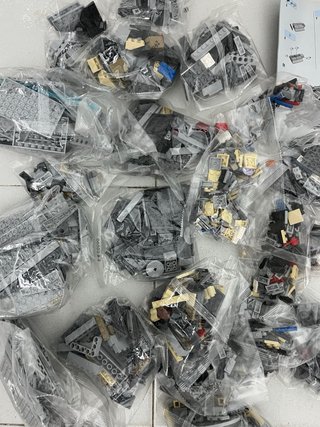 Lego Star Wars Halcón Milenario 75105