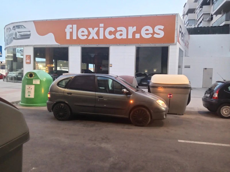 Renault Scenic 2004 - foto 1
