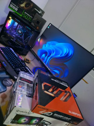 PC Gamer RTX 5070 i5 7600x