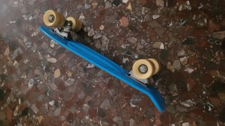 Monopatín Penny Azul Ruedas Crema