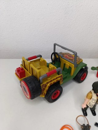Playmobil 4832 Jeep con Jaula y Rinoceronte