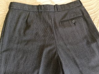 Pantalón de pinzas hombre gris
