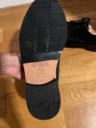 Zapatos de piel negros nuevos 36
