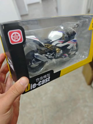 Maqueta Moto BMW S1000RR Die-cast