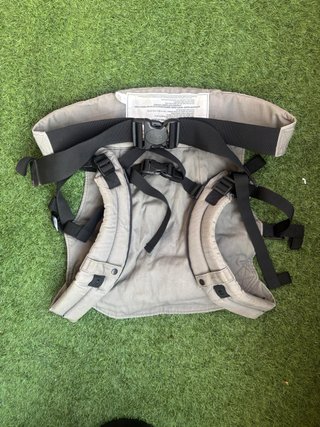 Mochila Porteo Boba Gris
