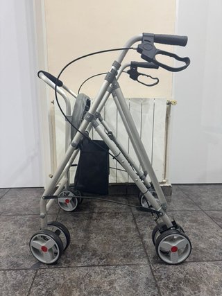Caminador / andador adulto