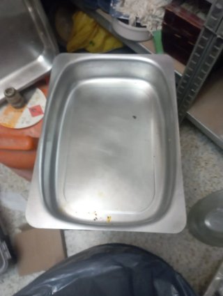 Vajilla, varios, menaje, etc. Negociación privado
