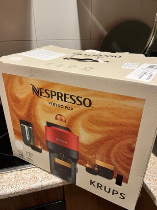 Cafetera Nespresso Vertuo Pop Krups Blanca