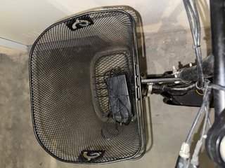 Patinete Eléctrico Negro con Cesta