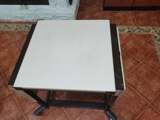 Mesa auxiliar extensible metal y madera
