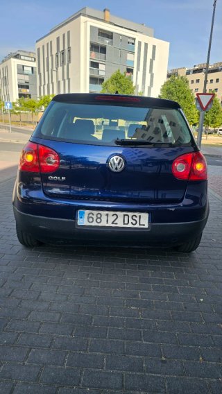 Volkswagen Golf 2005 SOLO 122000KM‼️‼️