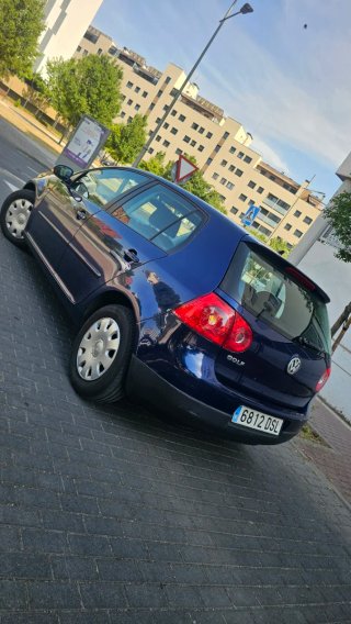 Volkswagen Golf 2005 SOLO 122000KM‼️‼️