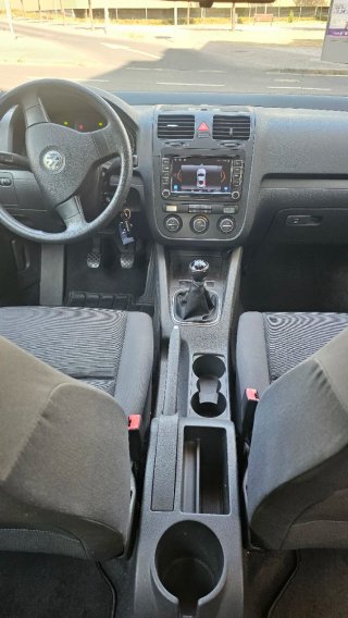 Volkswagen Golf 2005 SOLO 122000KM‼️‼️