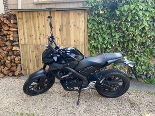 Yamaha MT 125 Negra