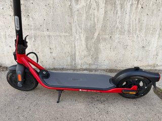 Patinete Eléctrico Ninebot Rojo