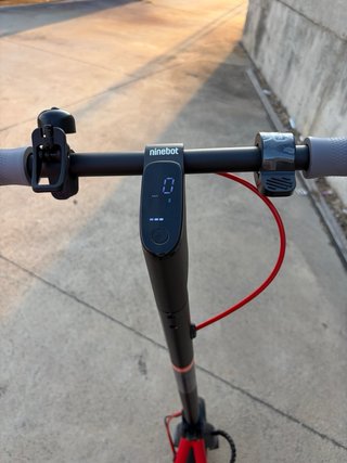 Patinete Eléctrico Ninebot Rojo