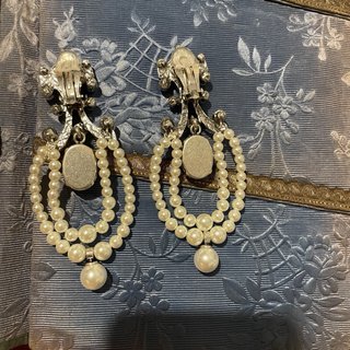 Orecchini vintage perle e cristalli rossi