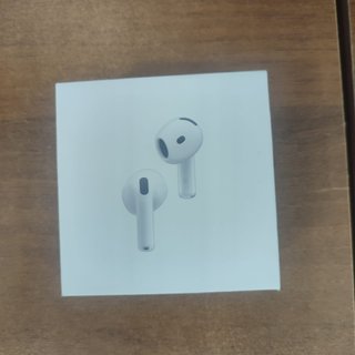 AirPods 4 Cuffie Wireless