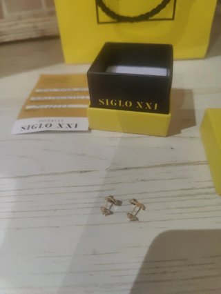 Pendientes niña oro Siglo XXI