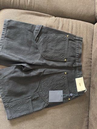 Calções Louis Vuitton pretos
