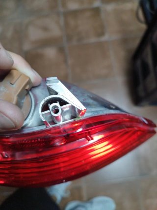 Faros Renault casi nuevos