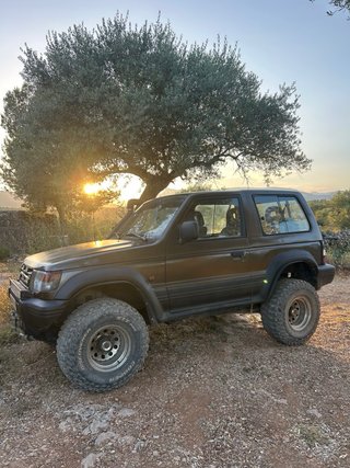 Mitsubishi Montero V6