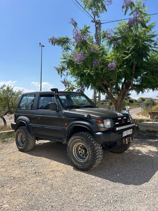 Mitsubishi Montero V6