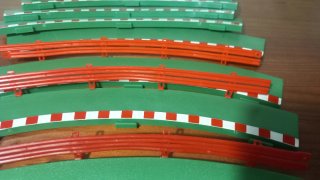 Scalextric arcen Curva R2 + Barandillas (8 piezas)