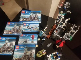 Lego City Isola Prigione 60130