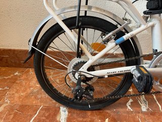 Bicicleta plegable B-PRO blanca