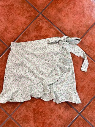 Conjunto Verano Falda Estampada y Camiseta Rosa