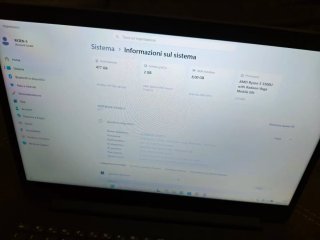 Portatile Lenovo v15 i7 16gb RAM ssd 500gb 15.6"